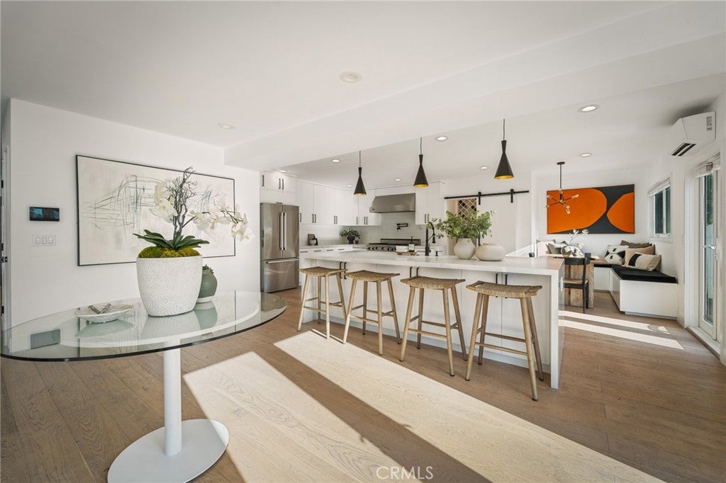 Photo of 5115 West Boulevard, Los Angeles, CA 90043 (MLS # OC26002715)