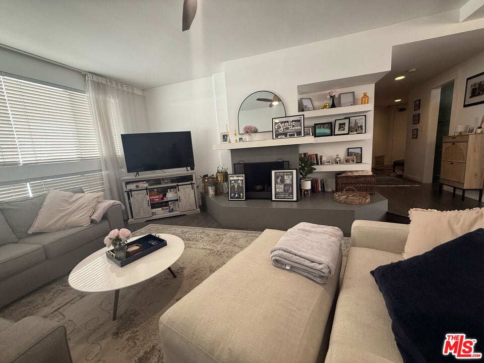 1412 N Crescent Heights Boulevard 104