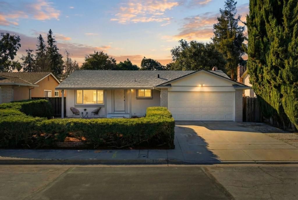 Photo of 1941 Grosvenor Drive, San Jose, CA 95132 (MLS # ML82031403)