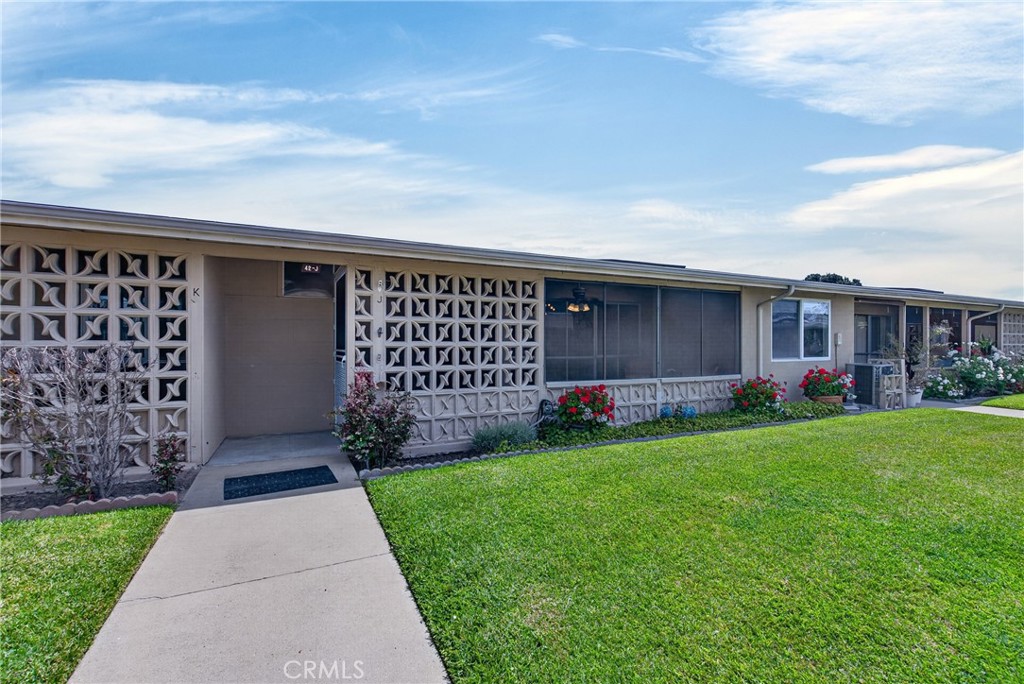 1690 Interlachen Road #M12-42J