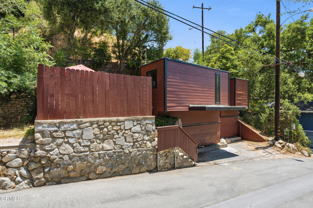 670 Woodland Drive