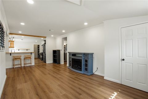 Tiny photo for 3359 Locust St, Riverside, CA 92501 (MLS # DW26087837)