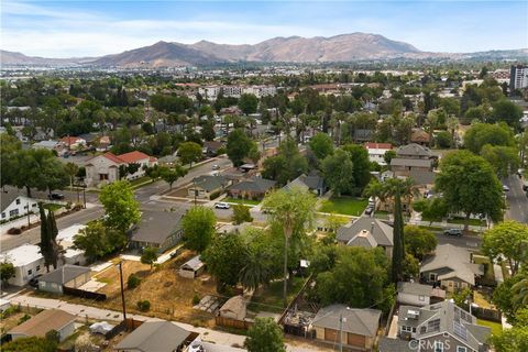 Tiny photo for 3359 Locust St, Riverside, CA 92501 (MLS # DW26087837)