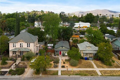Tiny photo for 3359 Locust St, Riverside, CA 92501 (MLS # DW26087837)