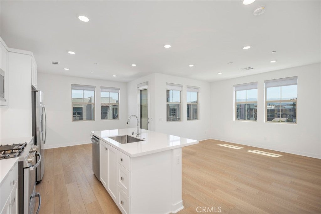 1200 Lasso Way 301