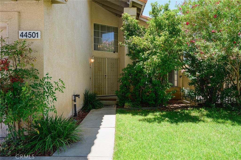 44501 Sandhurst Lane