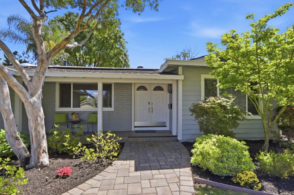 6670 Mount Holly Drive