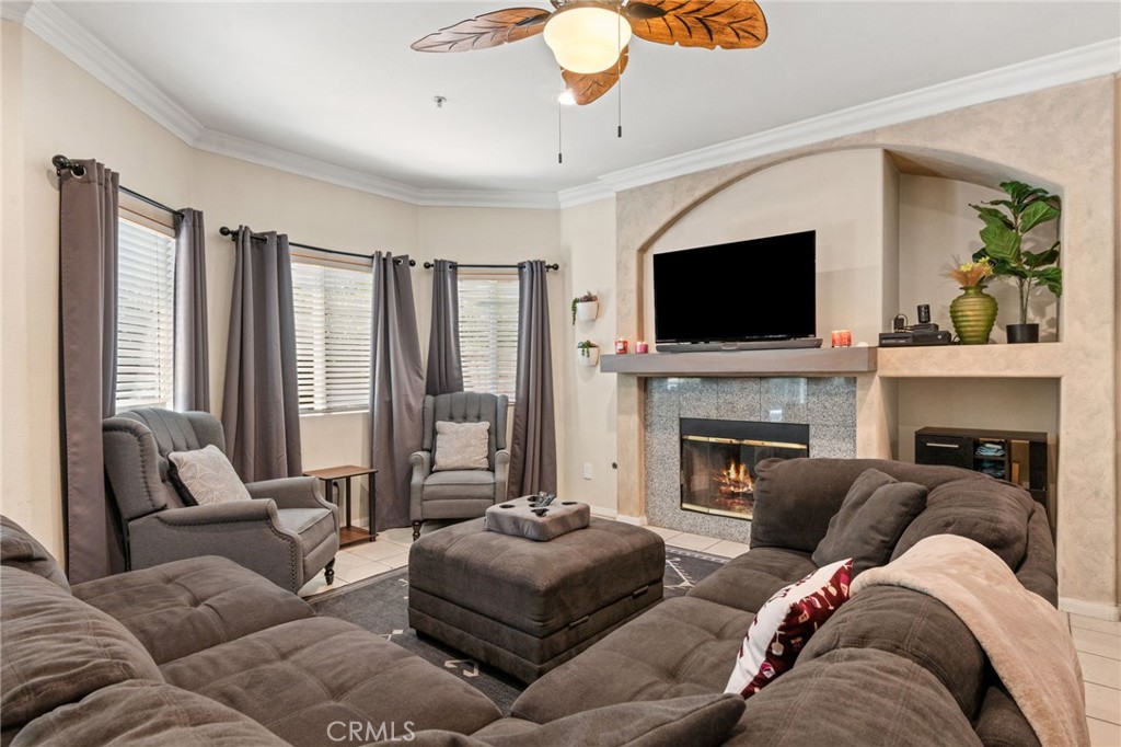 15807 Crest Lane