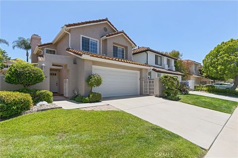 Photo of 24672 Calle Largo, Calabasas, CA 91302 (MLS # SR25227732)