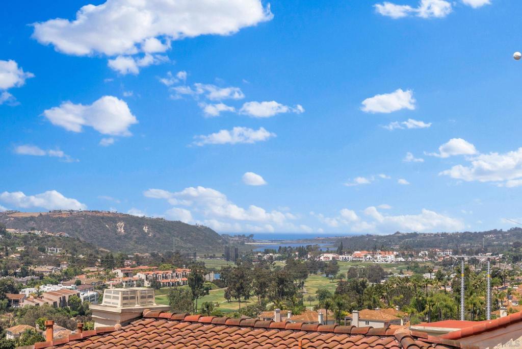 La Costa - Residential