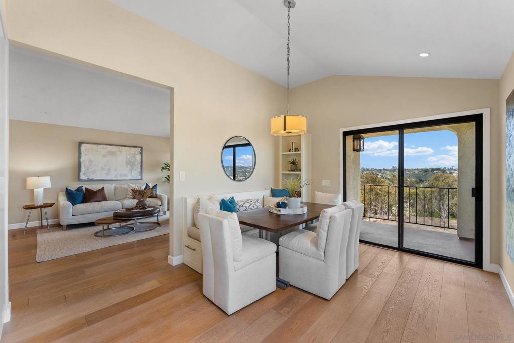 La Costa - Residential