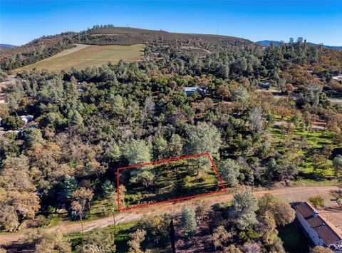 Photo of 3522 Filmore Avenue, Clearlake, CA 95422 (MLS # LC26129946)