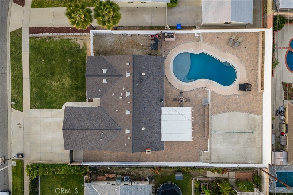 608 Thornhurst Avenue