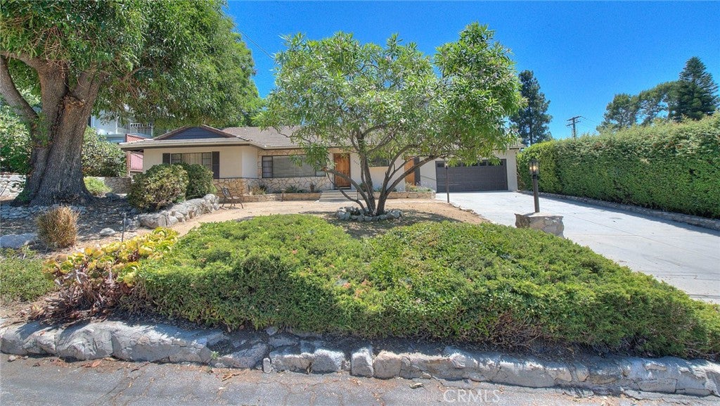 4808 El Sereno