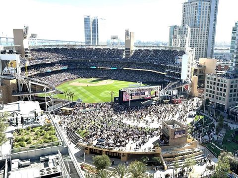 427 9th Ave 1402 San Diego CA 92101