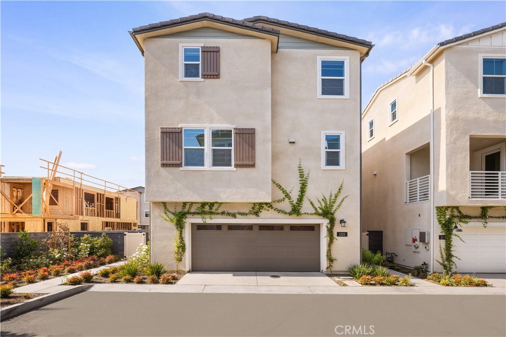 1221 Windmill Road
