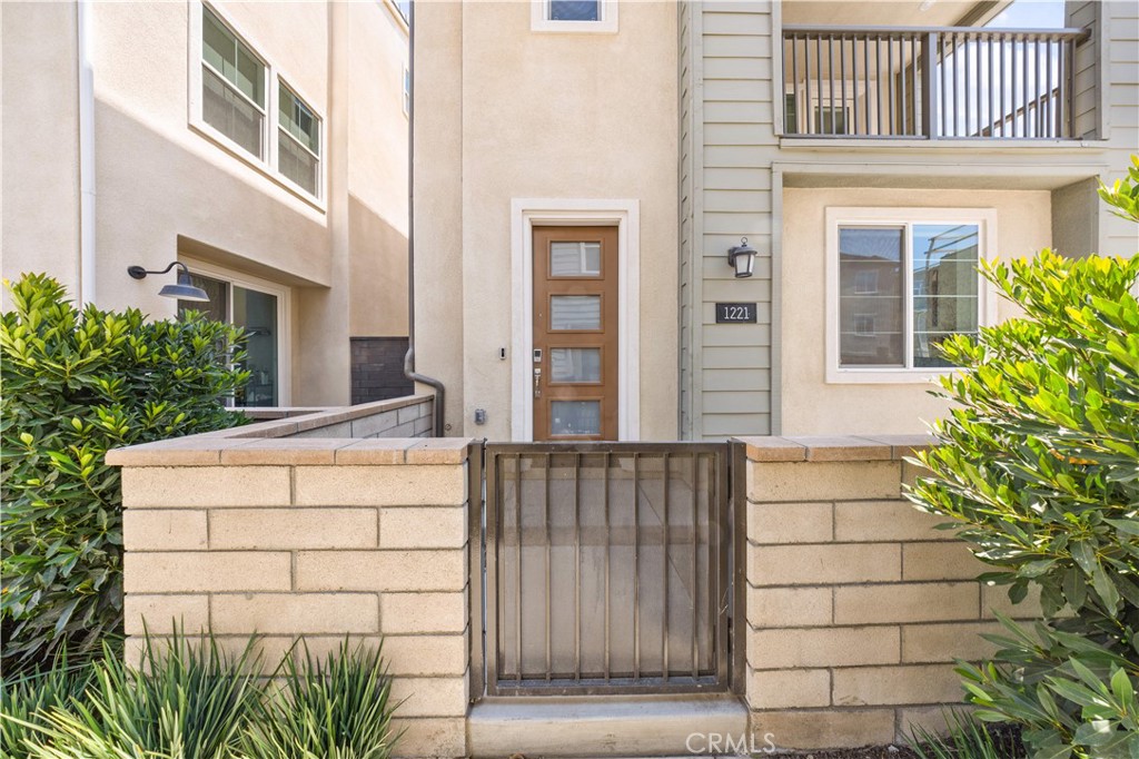 1221 Windmill Road
