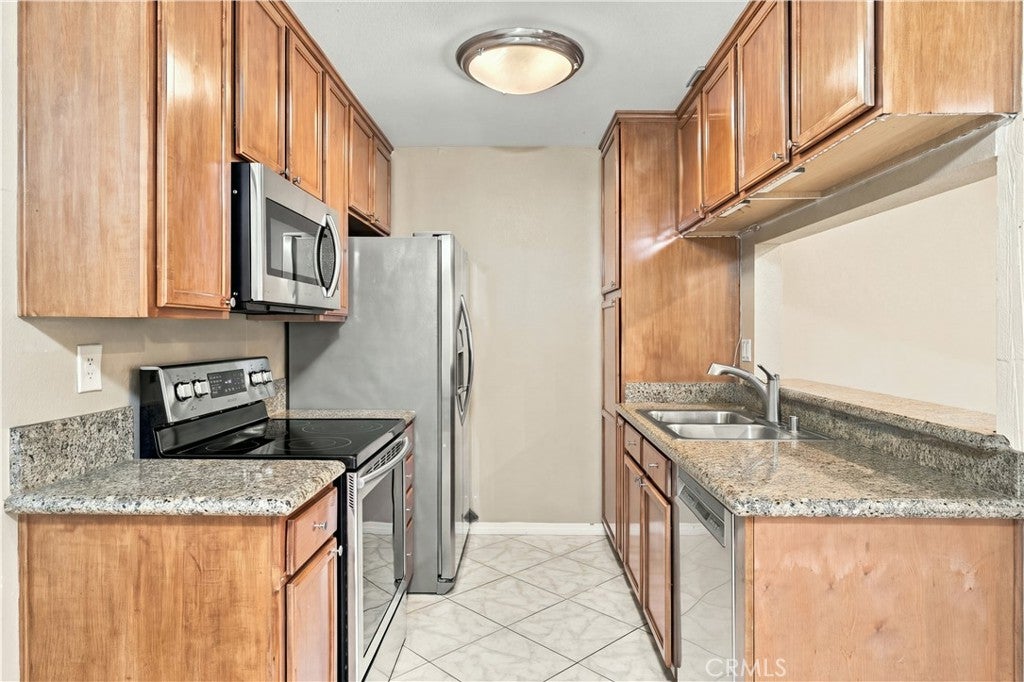 1123 Sepulveda