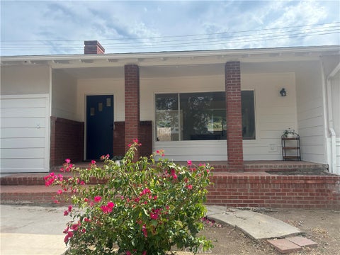Photo of 33140 Buena Vista ST, Lake Elsinore, CA 92530 (MLS # OC26228608)