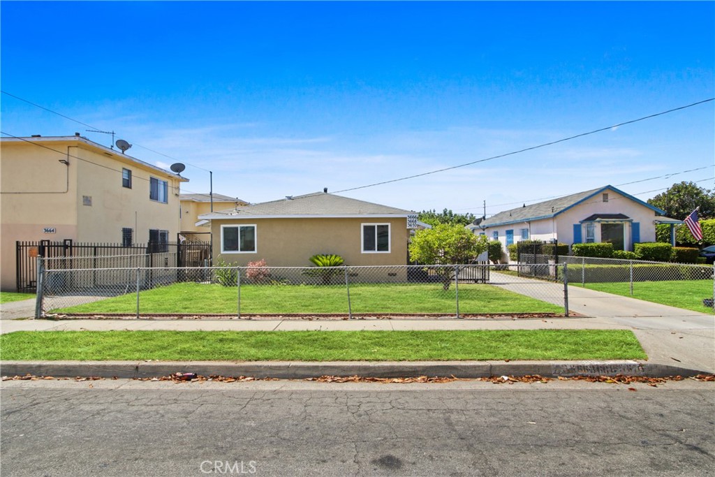 Beautiful 2-bedroom, 1 bath, 1 car garage unit located in the city of Inglewood. This unit has been completely remodeled from top to bottom starting with all new exterior & interior painting, all new luxury vinyl flooring throughout home, new dual pane windows, brand new kitchen with white shaker cabinets, quartz counter tops, all new appliances, dual pane windows, and brand-new split system air-conditioning. This unit offers a spacious living room and dining area along with a very large primary suite with remodeled bathroom with all new shower tub, back splash, and vanity along with a very spacious secondary bedroom. This property offers plenty of parking with a security gate with a long driveway for plenty of parking including your 1 car garage. Did I mention this unit has a very nice front yard and backyard. Hurry this one will not last!