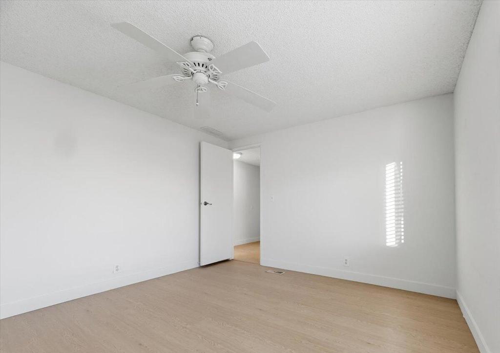 Tri Palm Estates - Manufactured In Park