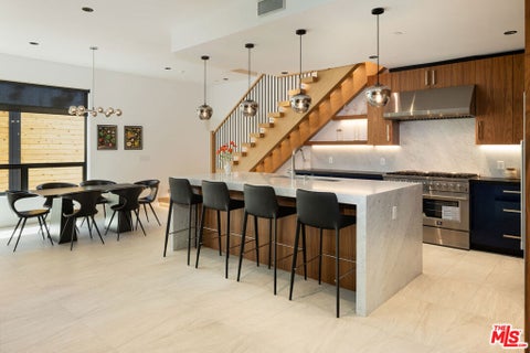 Photo of 212 Bay Street St #102, Santa Monica, CA 90405 (MLS # 26849639)