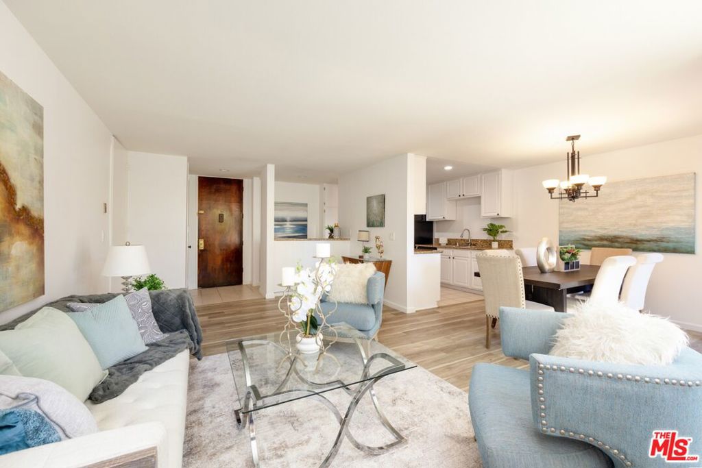 6050 Canterbury Drive F108