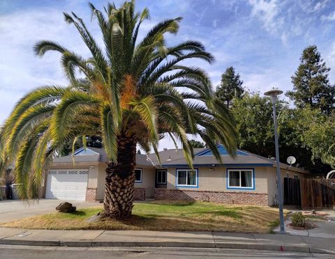 Photo of 637 Grambling Court, Merced, CA 95348 (MLS # ML82046574)