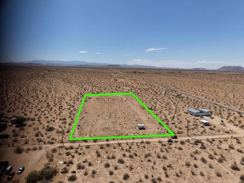 Photo of 971 Center ST, Joshua Tree, CA 92252 (MLS # 219147875DA)