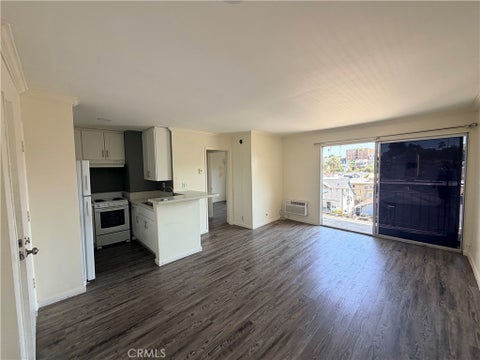 Photo of 256 S La Fayette Park PL, Los Angeles, CA 90057 (MLS # DW26204699)