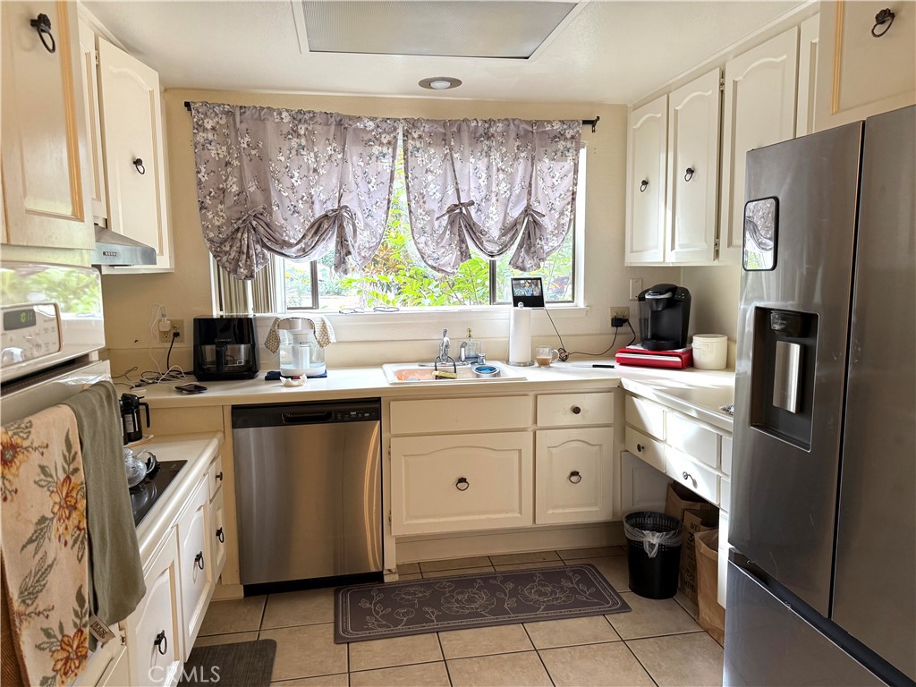 899 Ronda Sevilla, #B B