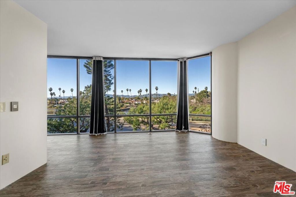 Photo of 4316 Marina City Drive #204G, Marina Del Rey, CA 90292 (MLS # 26638031)