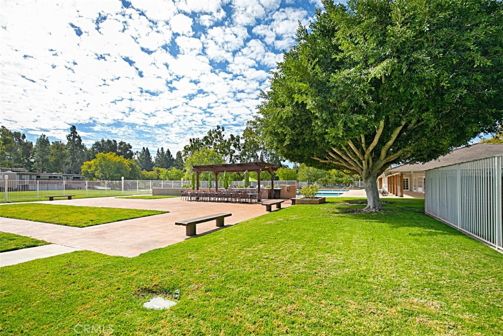 Laguna Village (LV) - Residential