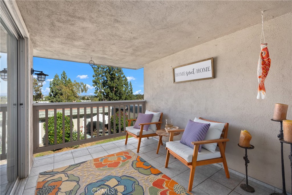 Laguna Village (LV) - Residential