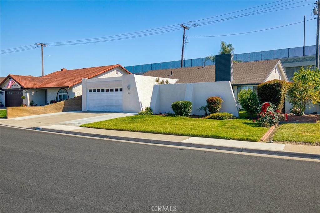 10342 La Despensa Ave