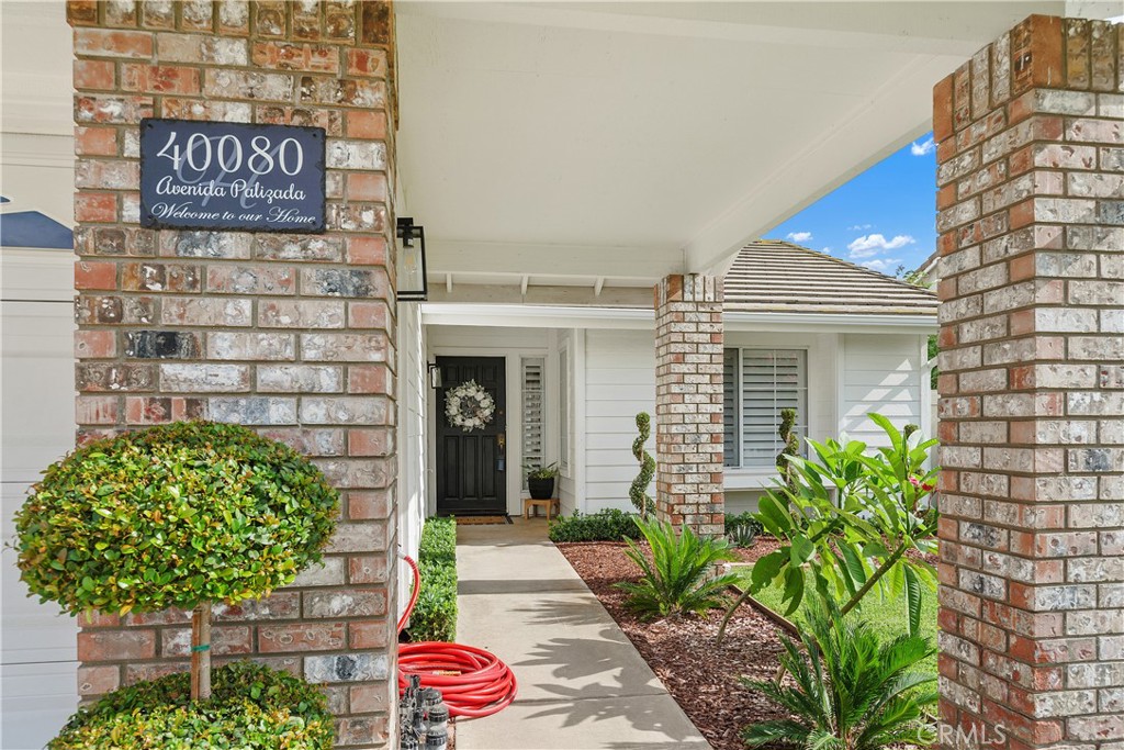 40080 Avenida Palizada