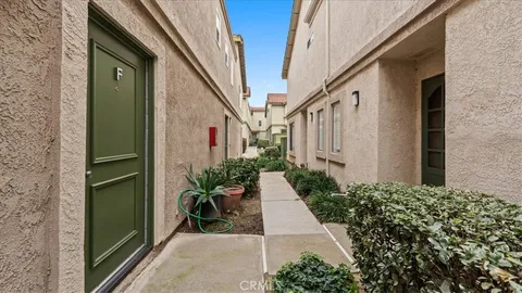 8425 Sunset Trail Pl Unit F, Rancho Cucamonga, CA 91730 - MLS#: CV26009777