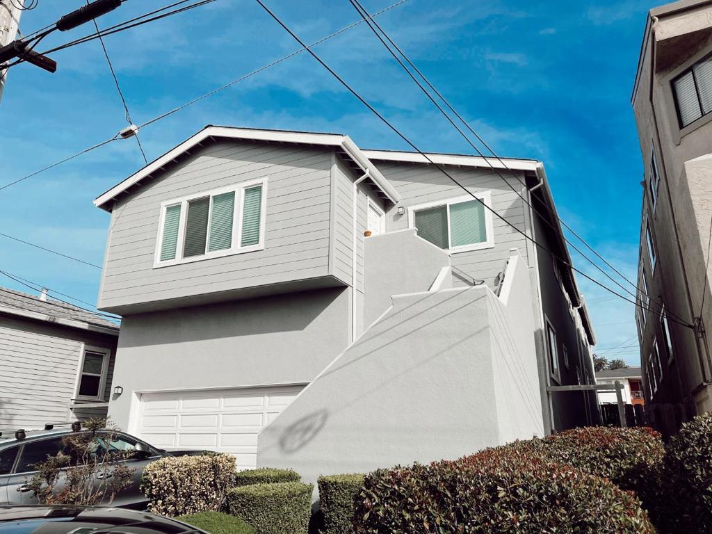 537 Miller Avenue