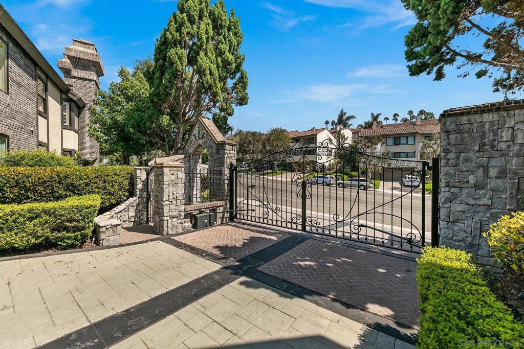 Carlsbad East - Residential