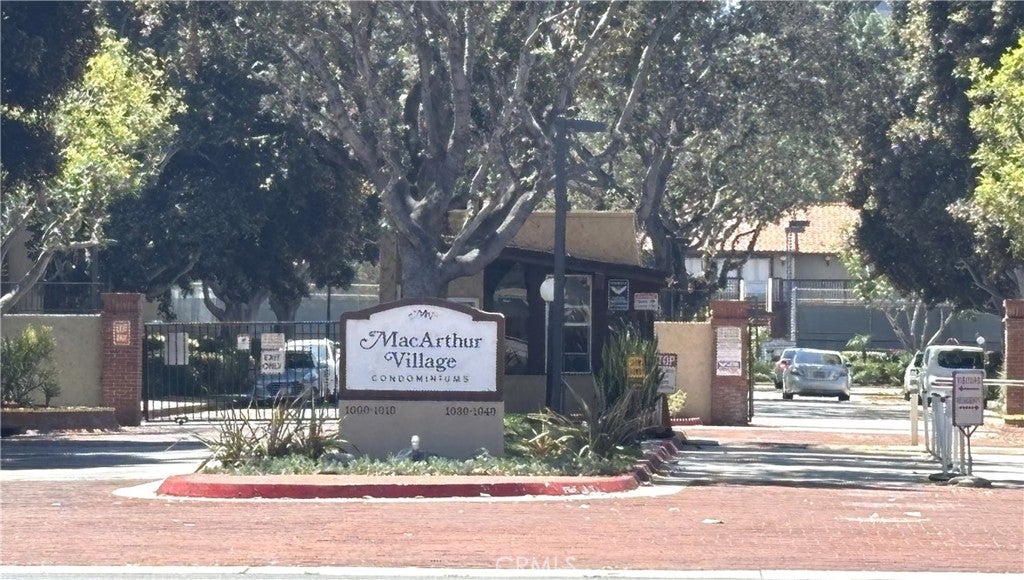 1030 W MacArthur Boulevard 38, Santa Ana CA 92707