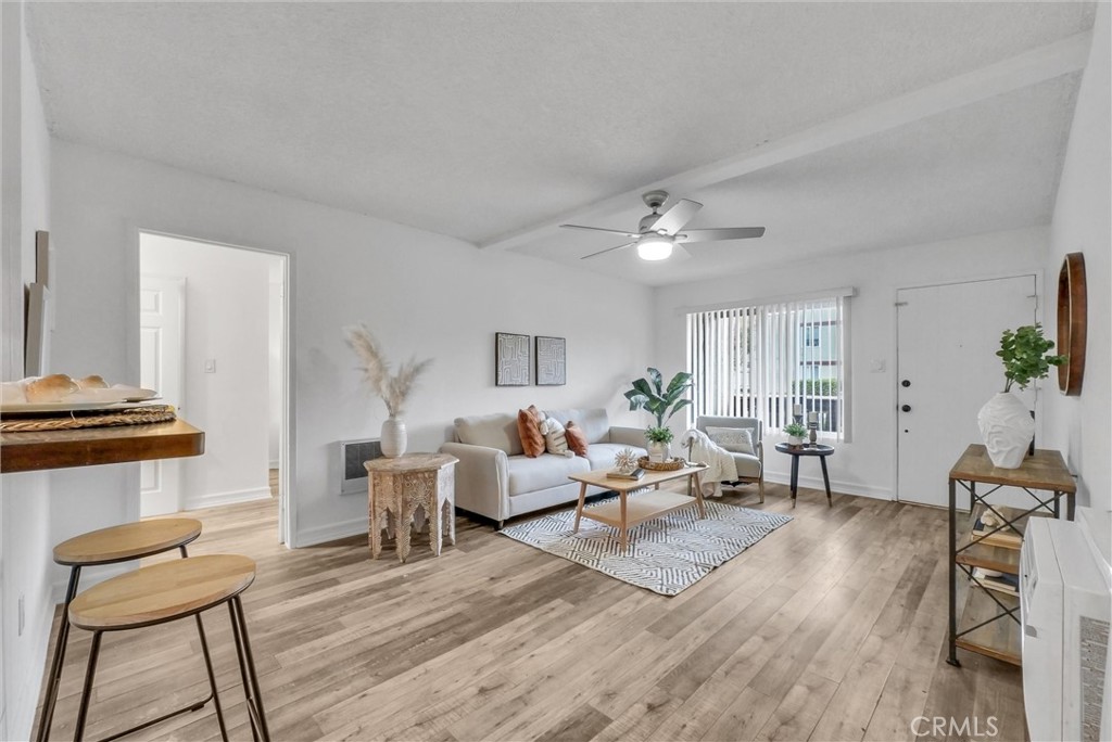 1030 W Macarthur Boulevard 5