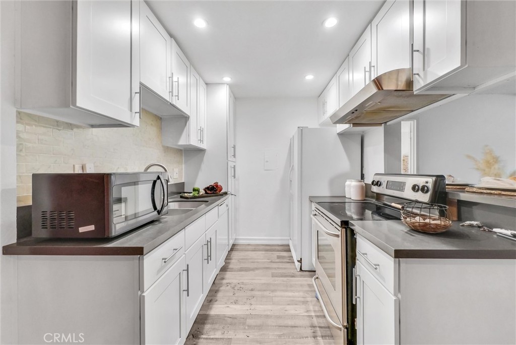 MacArthur Village (MAVL) - Residential