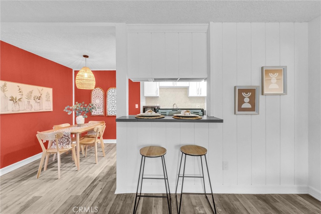 1030 W Macarthur Boulevard 5