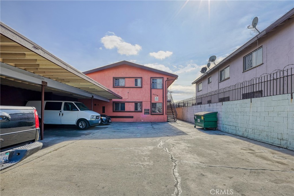 4014 E Alondra Boulevard