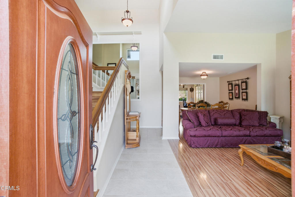 5229 Hillridge Drive