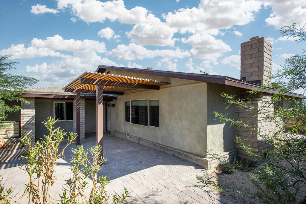Photo of 6719 Crestview Court, Yucca Valley, CA 92284 (MLS # 219137347PS)