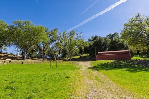 Tiny photo for 5550 Las Tablas Bay Dr, Paso Robles, CA 93446 (MLS # PI26071605)