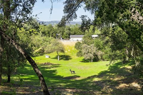 Tiny photo for 5550 Las Tablas Bay Dr, Paso Robles, CA 93446 (MLS # PI26071605)