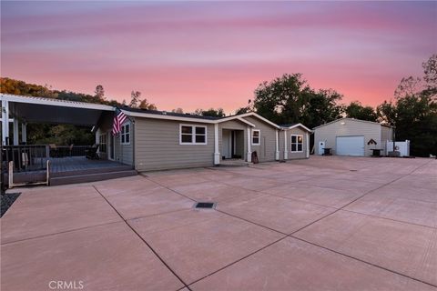 Tiny photo for 5550 Las Tablas Bay Dr, Paso Robles, CA 93446 (MLS # PI26071605)