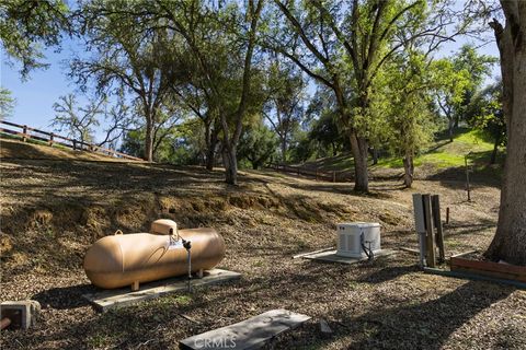 Tiny photo for 5550 Las Tablas Bay Dr, Paso Robles, CA 93446 (MLS # PI26071605)